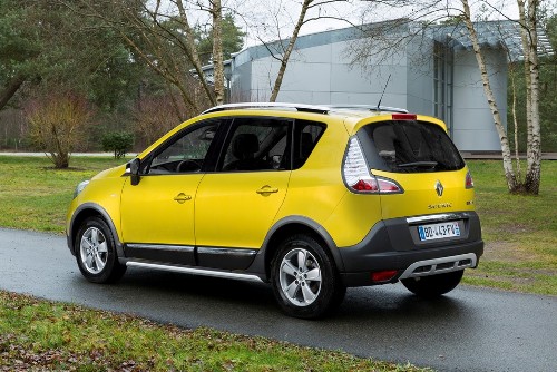 Renault Scenic XMOD 2014. Неспешное омоложение