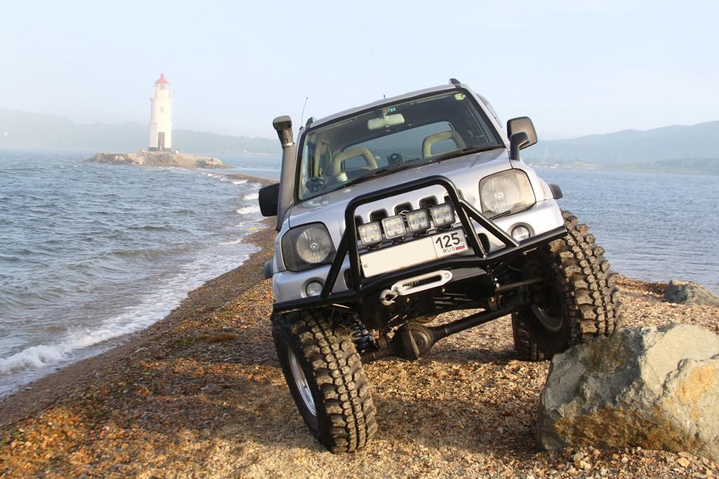 Suzuki Jimny Wide. Новый подход к знакомой задаче