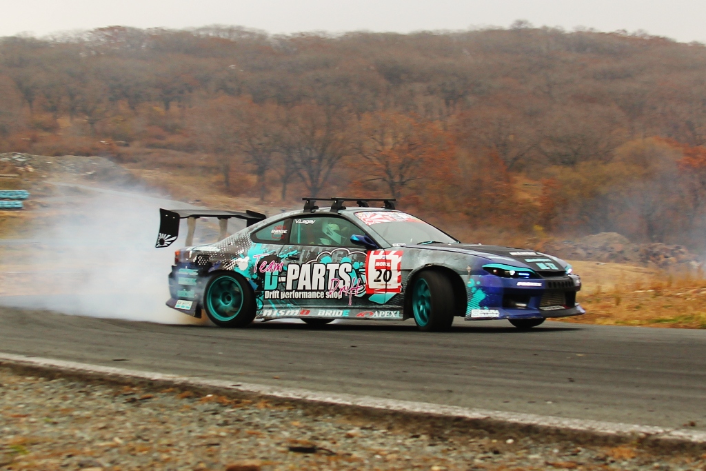 Nissan Silvia S15. Боком? Можно!
