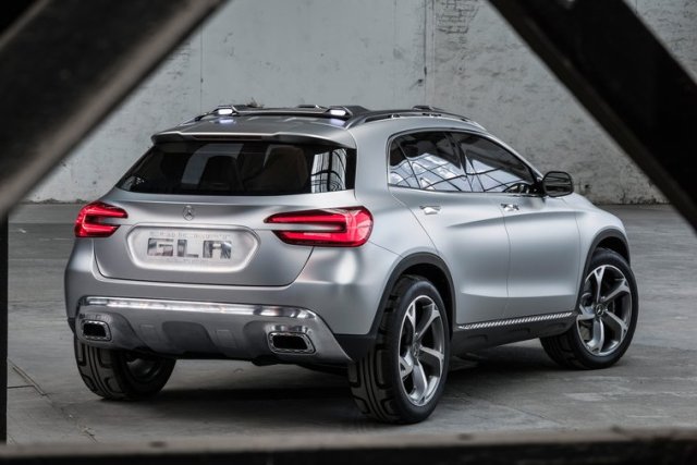 Mercedes-Benz GLA Concept. Гаджетоманам посвящается