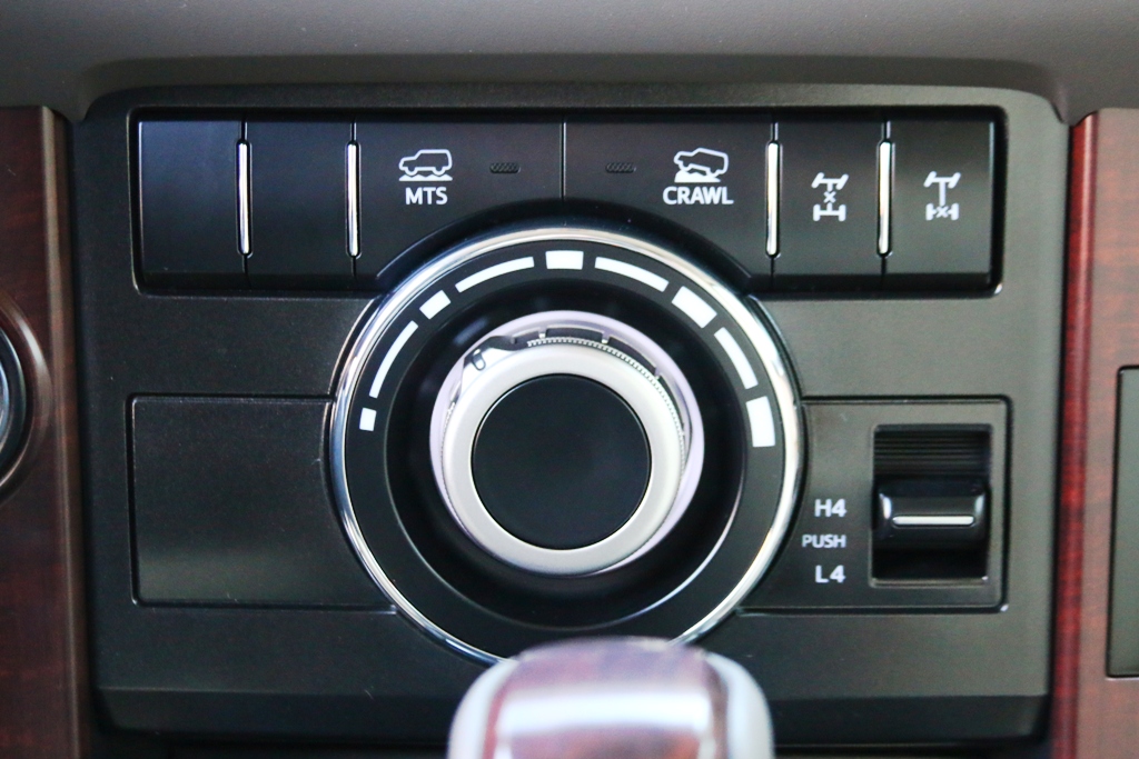 Toyota Land Cruiser Prado 2014. Когда классика в цене
