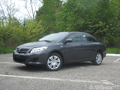 Toyota Corolla 2010. Народный автомобиль по-японски