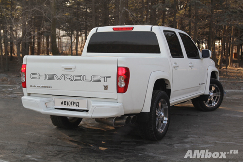 Chevrolet Colorado LS Crew Cab. Лаконичный трудяга