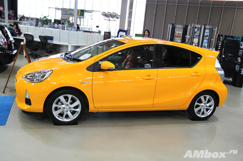 Toyota Prius Aqua. Просто добавь воды