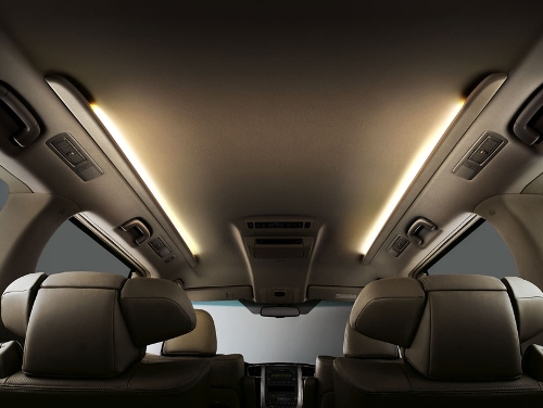 Toyota Alphard 2012. На вершине айсберга