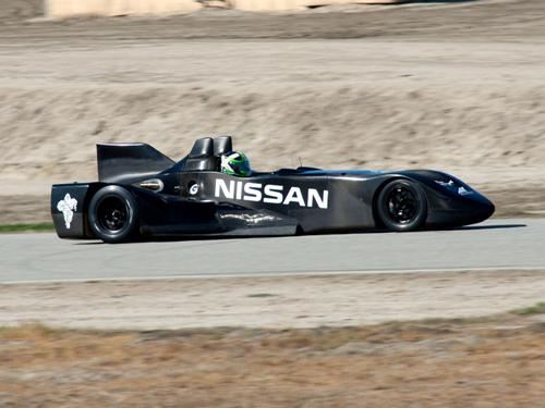 Nissan DeltaWing Concept. Кольцевой драгстер