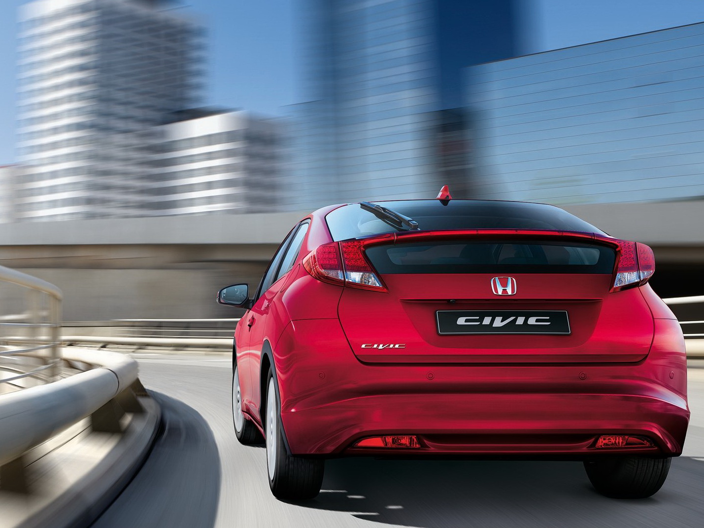 Honda Civic 5D 2012. Эволюция революции