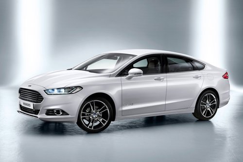 Ford Mondeo 2013. Европейский близнец