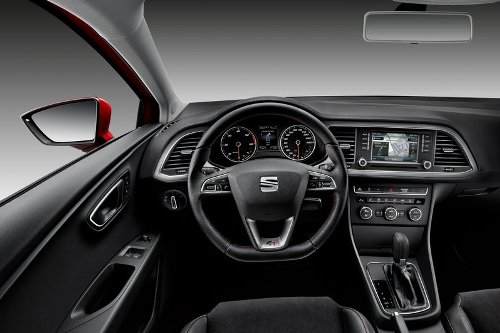 SEAT Leon SC 2014. Кому горяченького?