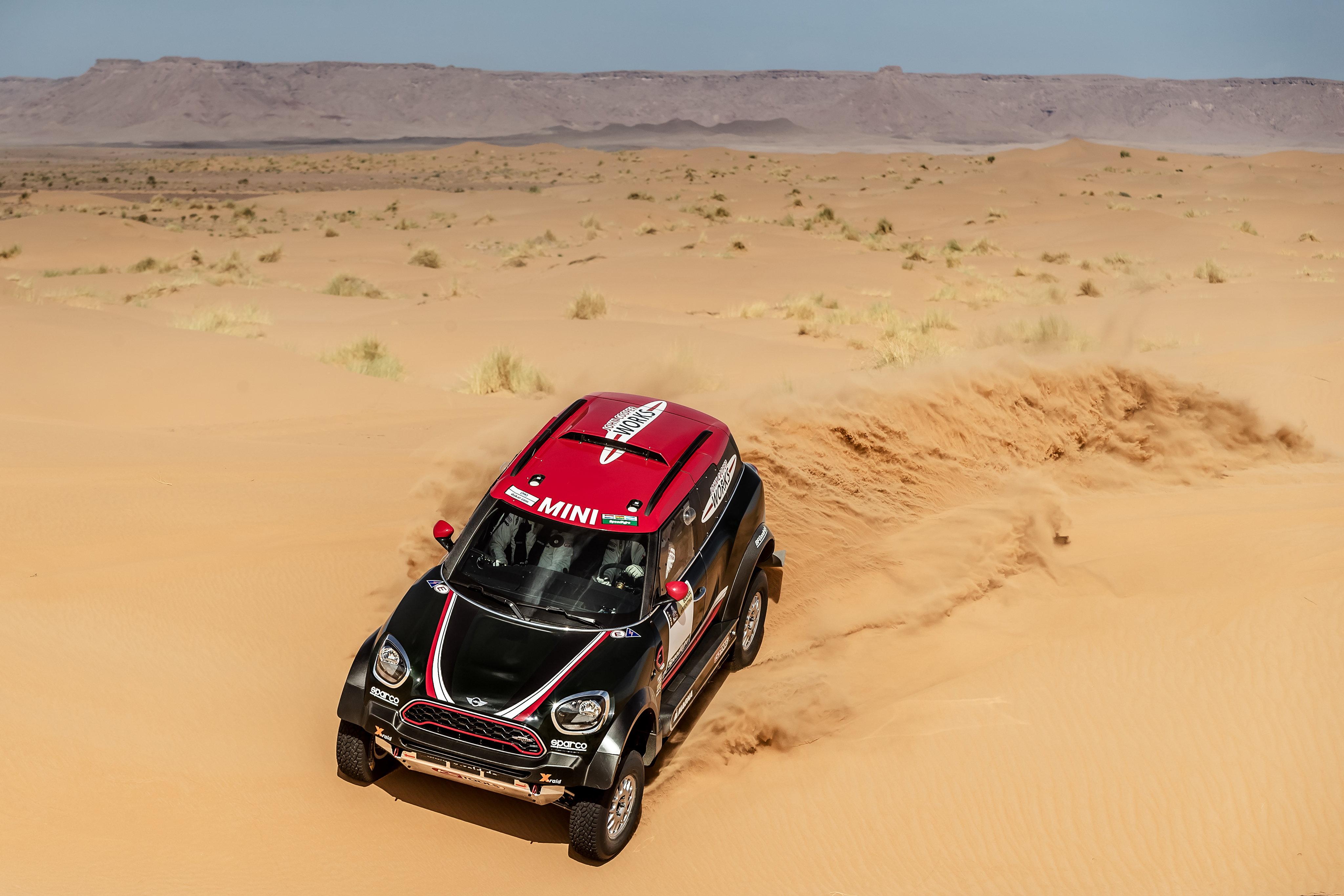 MINI John Cooper Works Rally. Больше – значит лучше 
