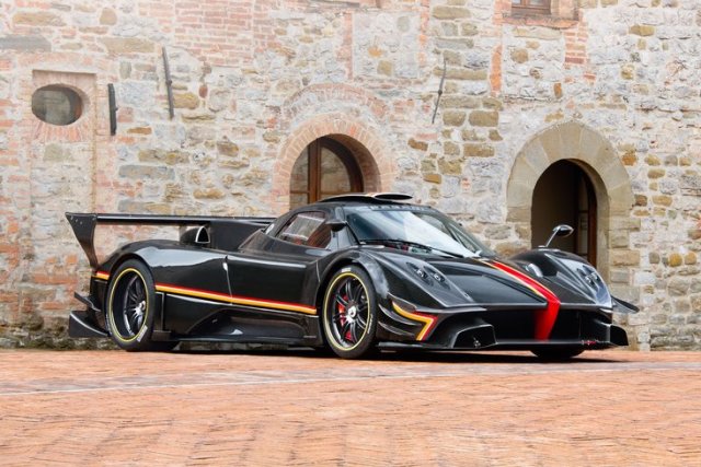 Pagani Zonda Revolucion. Исторический факт