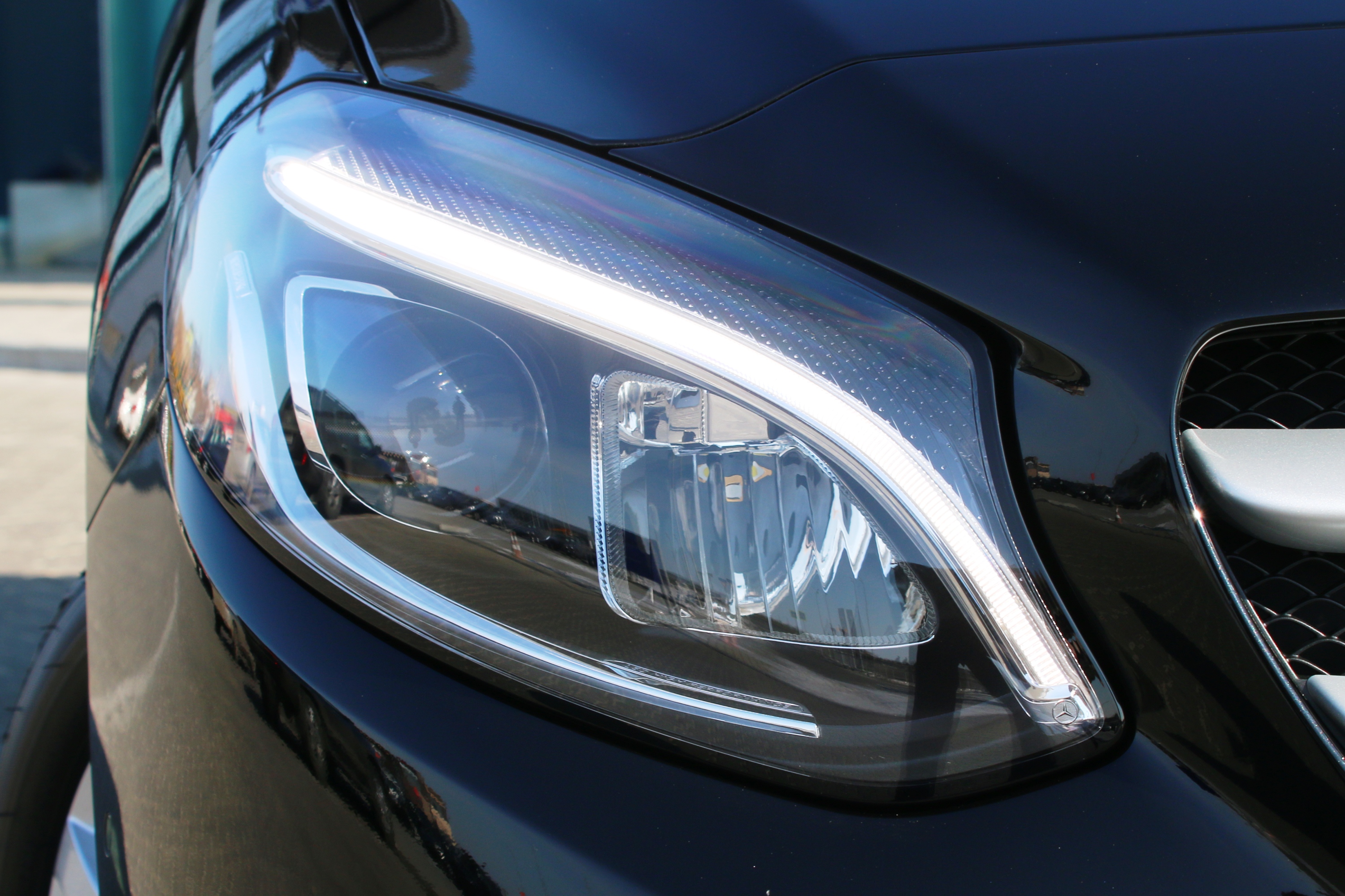 Mercedes-BenzB 180 2015. Тактичный помощник