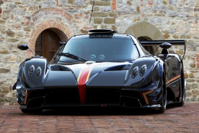 Pagani Zonda Revolucion. Исторический факт