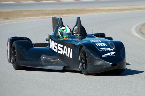 Nissan DeltaWing Concept. Кольцевой драгстер