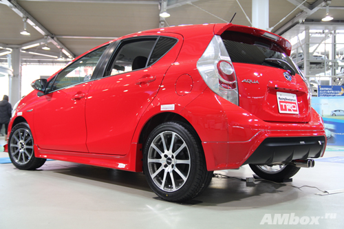 Toyota Prius Aqua. Просто добавь воды