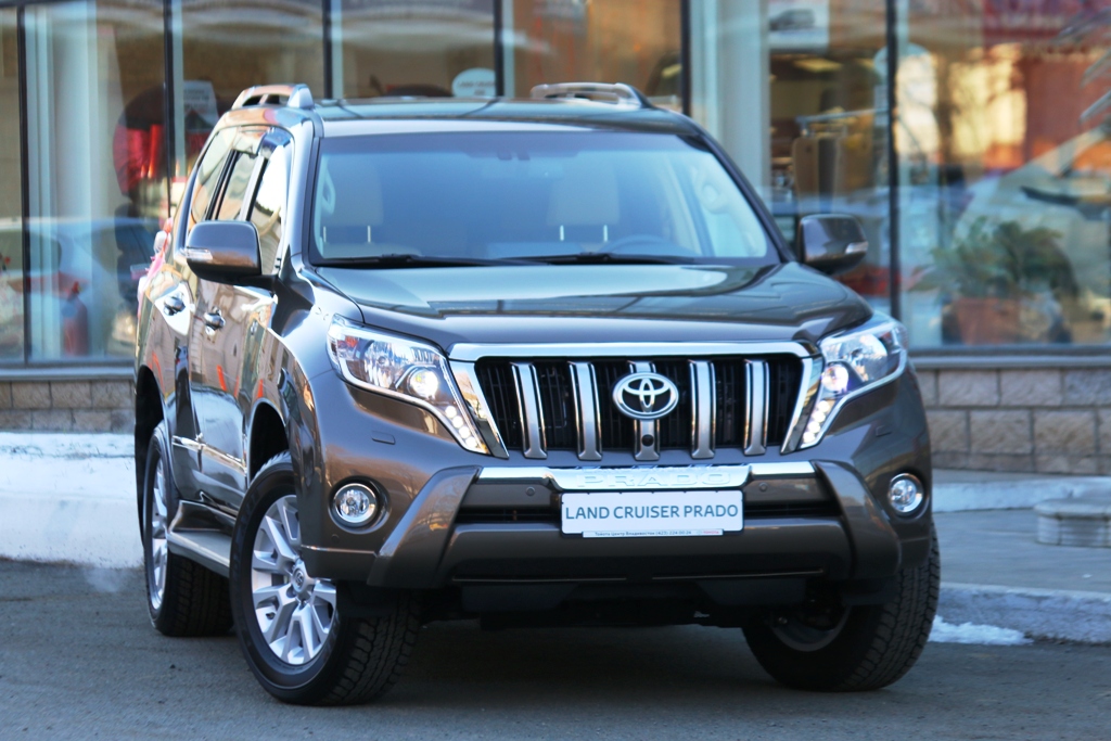 Toyota Land Cruiser Prado 2014. Когда классика в цене