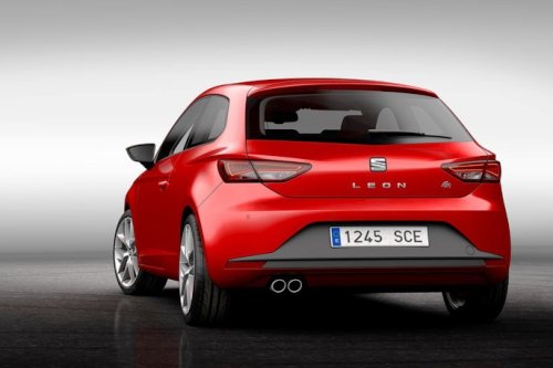 SEAT Leon SC 2014. Кому горяченького?