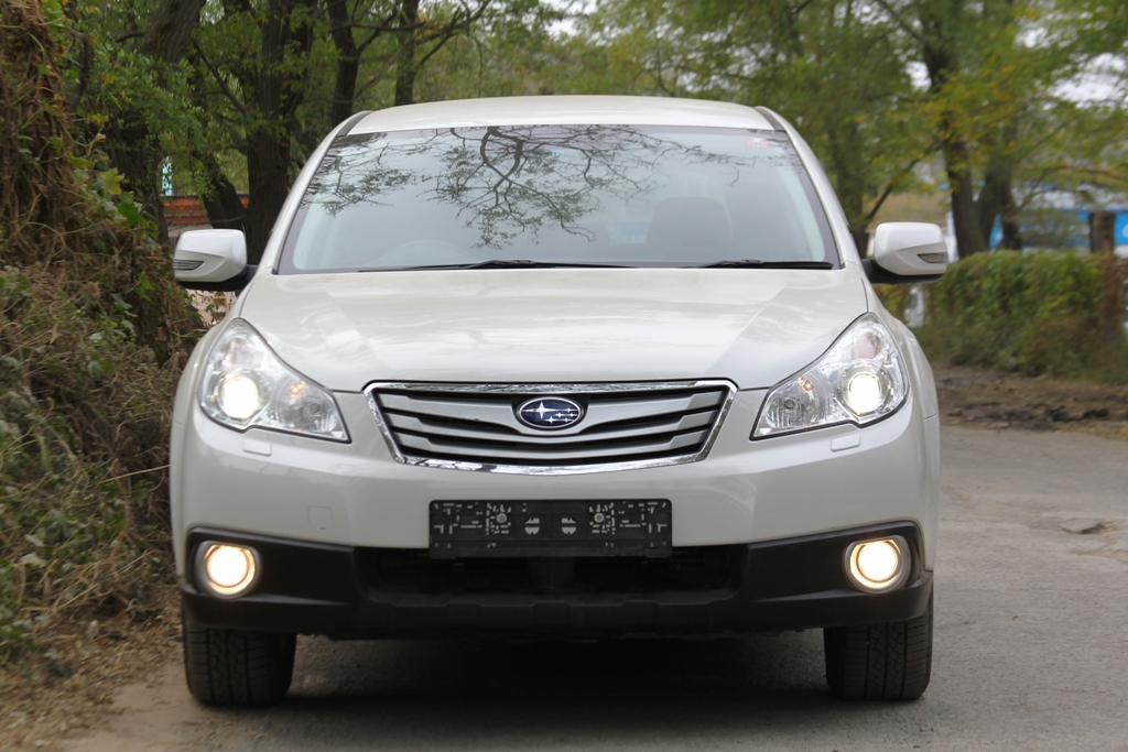 Subaru Outback 2.5 2012. Четко по правилам