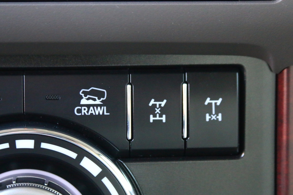 Toyota Land Cruiser Prado 2014. Когда классика в цене