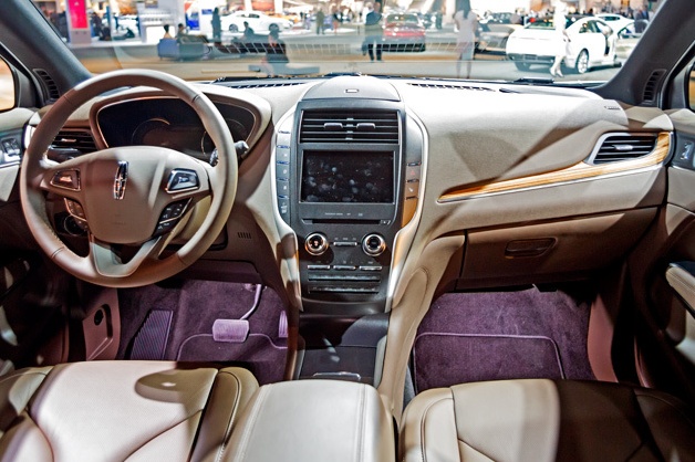 Los Angeles Auto Show 2013. На стыке сезонов