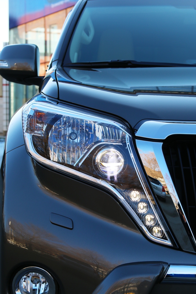 Toyota Land Cruiser Prado 2014. Когда классика в цене
