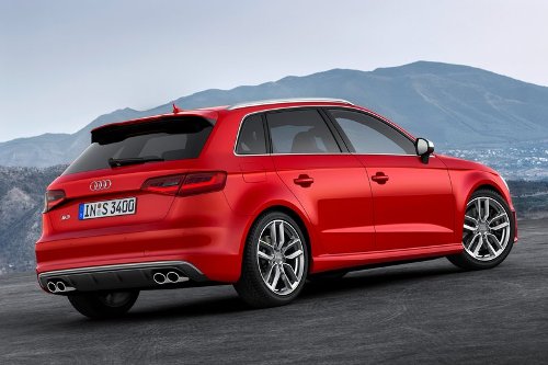 Audi S3 Sportback 2014. Иной профиль