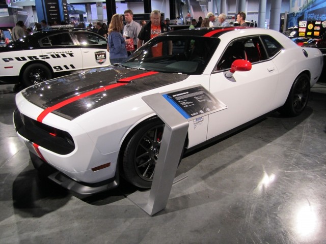 dodge-challenger-srt8-acr.jpg