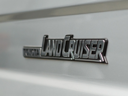 Toyota Land Cruiser HZJ76. Классика жанра Toyota Land Cruiser HZJ76. Классика жанра