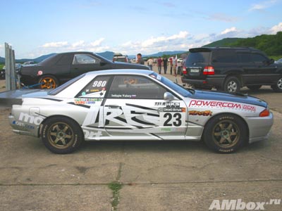 Машина была подготовлена японцами из Duke Racing