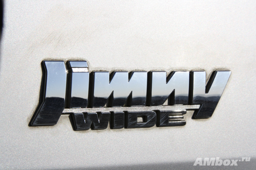 Suzuki Jimny Wide. Минимализм во главе Suzuki Jimny Wide. Минимализм во главе