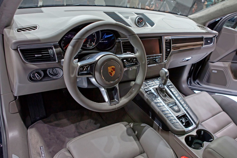 Los Angeles Auto Show 2013. На стыке сезонов