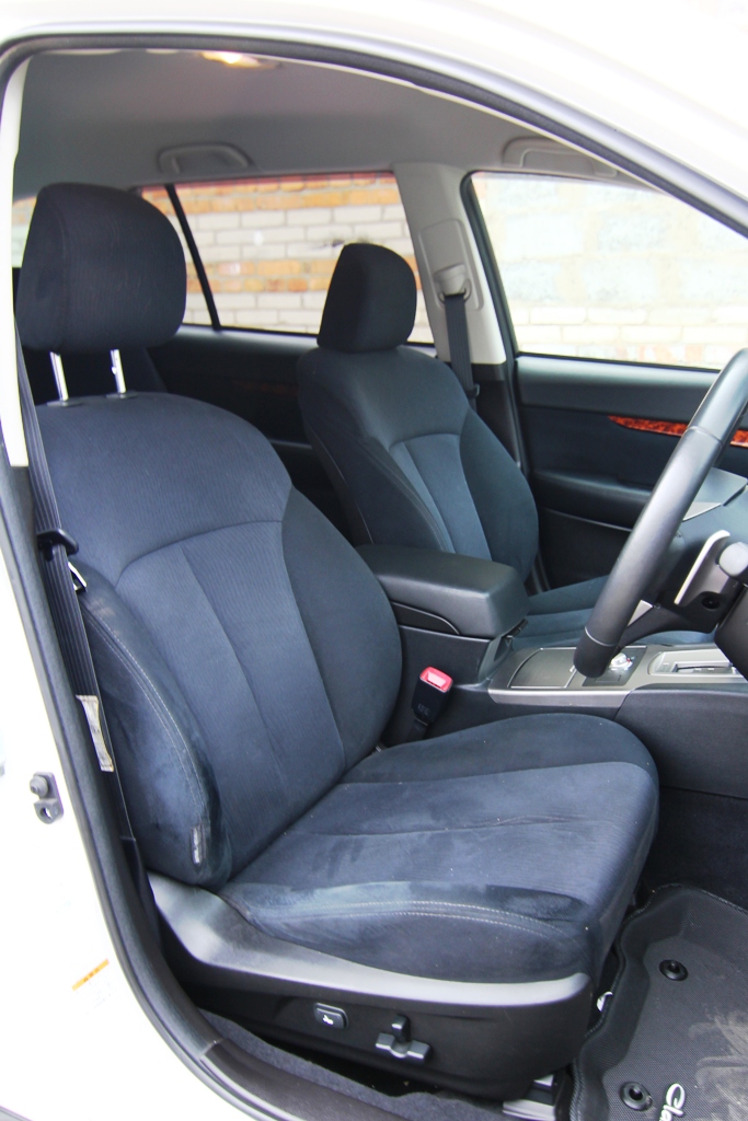 Subaru Outback 2.5 2012. Четко по правилам