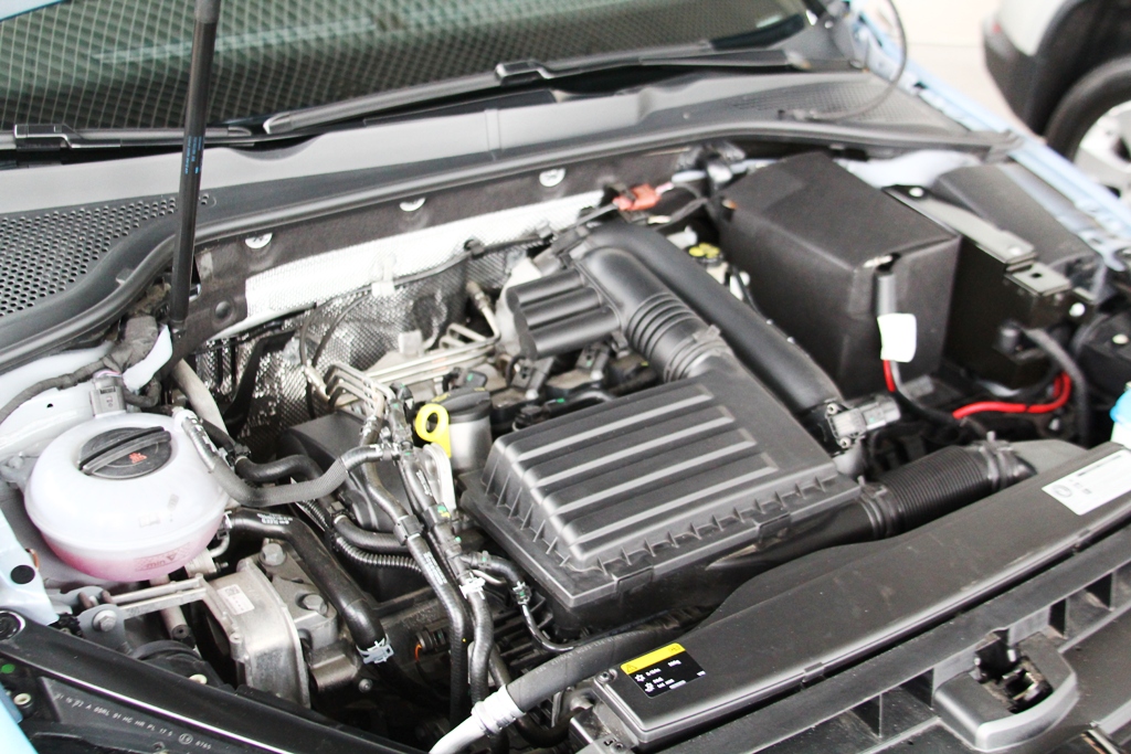 Volkswagen Golf VII. Тест к юбилею Volkswagen Golf VII. Тест к юбилею