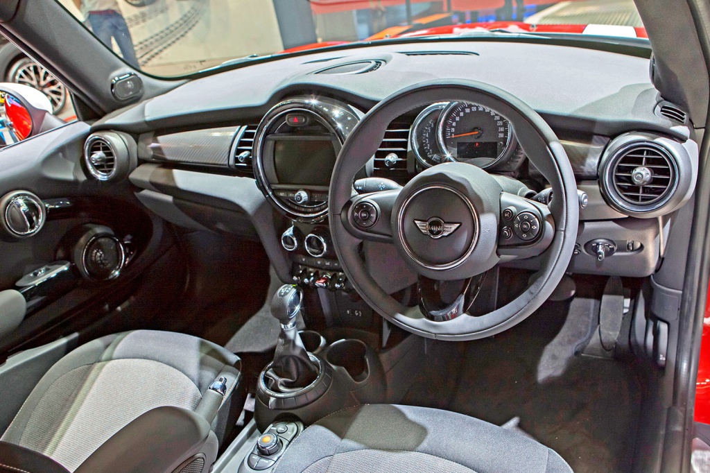 Los Angeles Auto Show 2013. На стыке сезонов