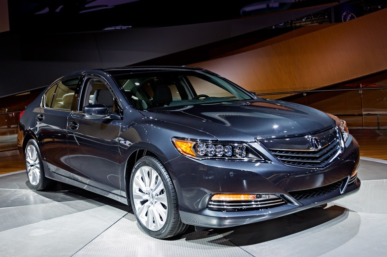 Los Angeles Auto Show 2013. На стыке сезонов