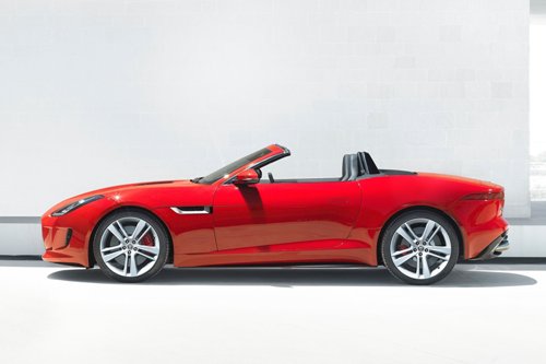 Jaguar F-Type 2014. Мал, да удал