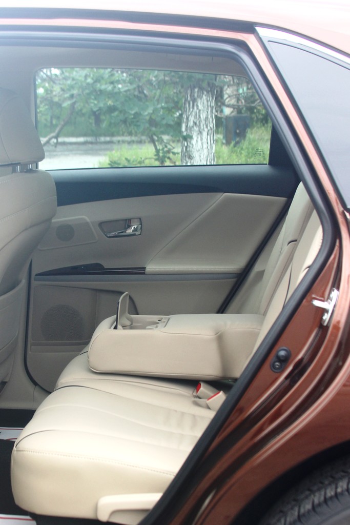 Toyota Venza 2013. Против всех правил