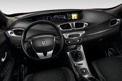 Renault Scenic XMOD 2014. Неспешное омоложение