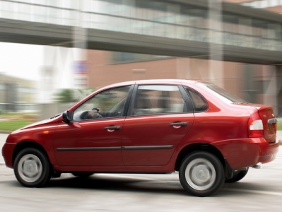 Седан Lada Kalina 2004 модельного года