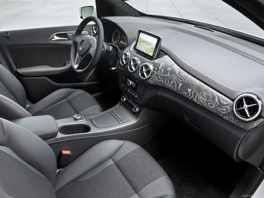 Mercedes-Benz-B-Class_E-CELL_Plus_Concept_2011_1600x1200_wallpaper_0f.jpg Mercedes-Benz-B-Class_E-CELL_Plus_Concept_2011_1600x1200_wallpaper_0f.jpg